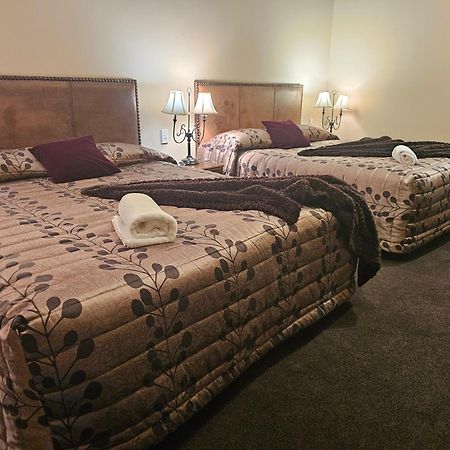 Gateway Motor Inn Мастертон Экстерьер фото